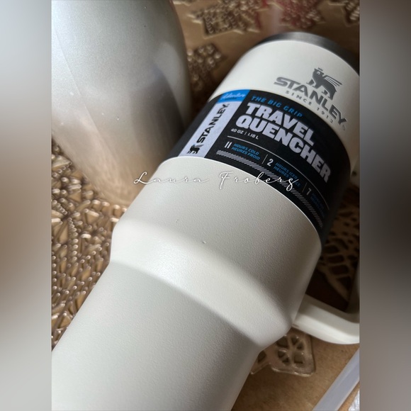 Stanley OG Cream Quencher Tumbler *DAMAGED* - SEE ALL PHOTOS - Picture 6 of 10